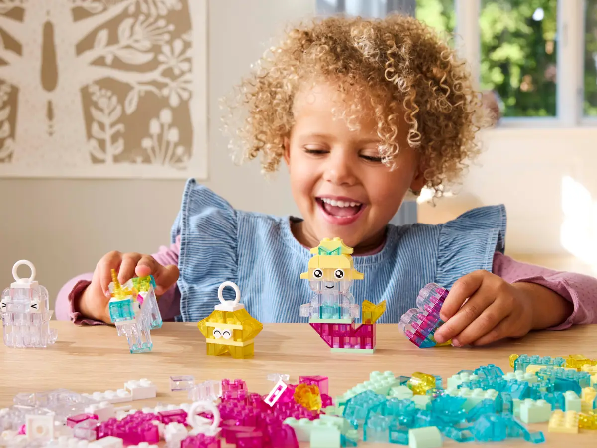 LEGO 11040 CLASSIC - MAGICAL TRANSPARENT BOX - Image 9