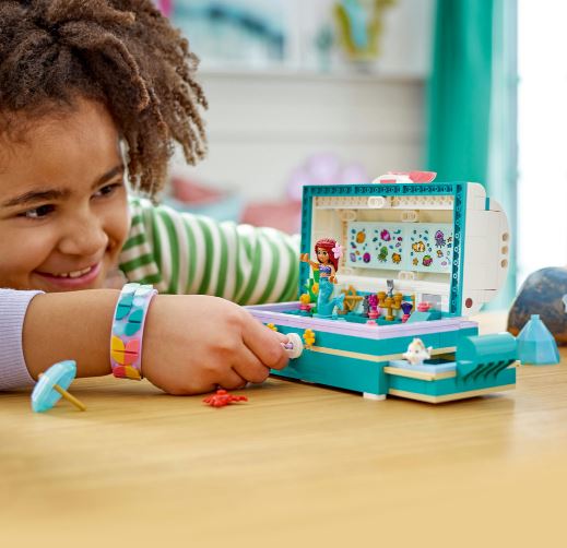 LEGO 43229 DISNEY  ARIEL'S TREASURE CHEST - Image 3