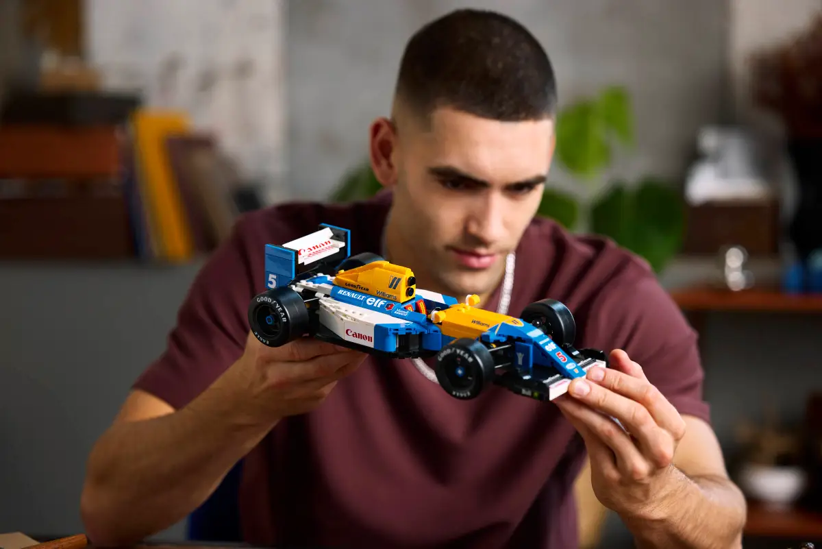 LEGO 10353 ICONS  WILLIAMS RACING FW14B & NIGEL MANSELL - Image 7