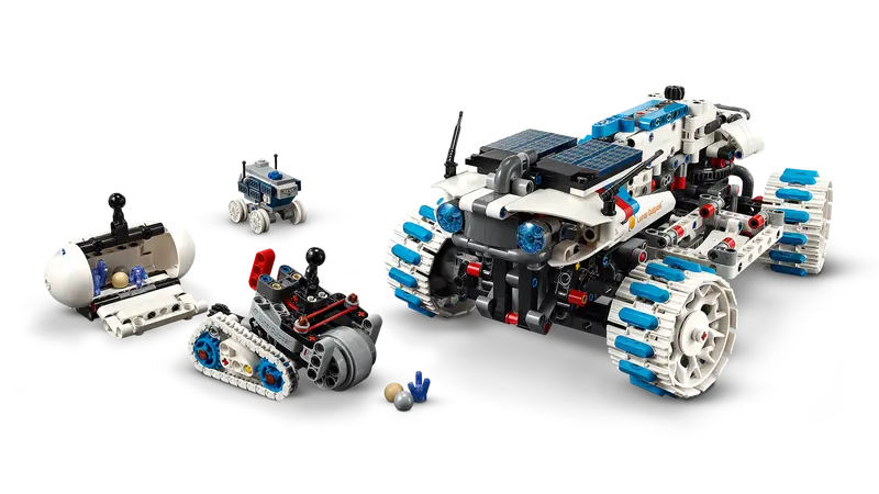 LEGO 42211 TECHNIC LUNAR OUTPOST® MOON ROVER SPACE VEHICLE - Image 3