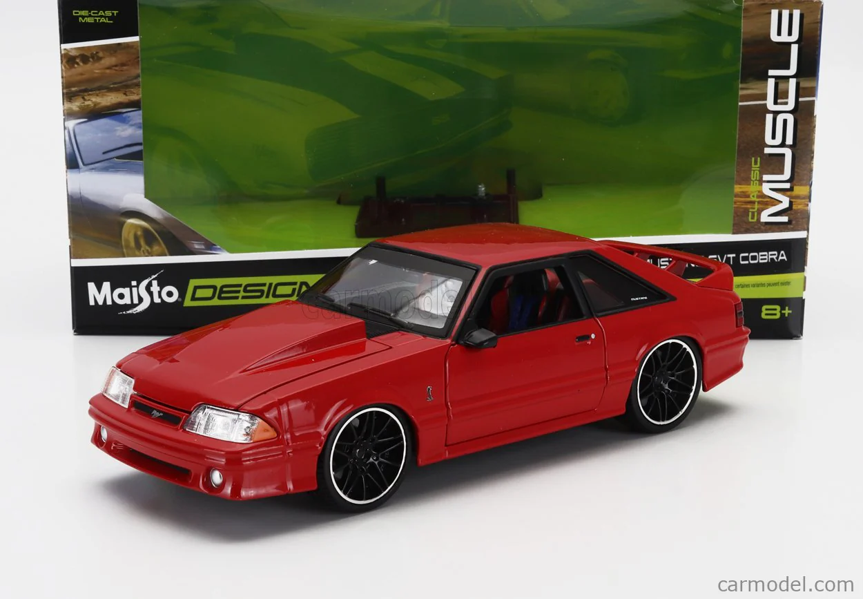 MAISTO CLASSIC MUSCLE 1:24 1999 FORD MUSTANG SVT COBRA
