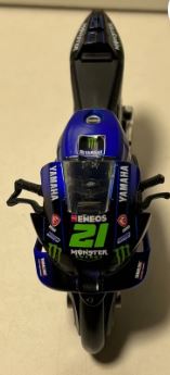 MAISTO MOTORCYCLES 1:18 MOTO GP 2022 YAMAHA FACTORY RACING - Image 6