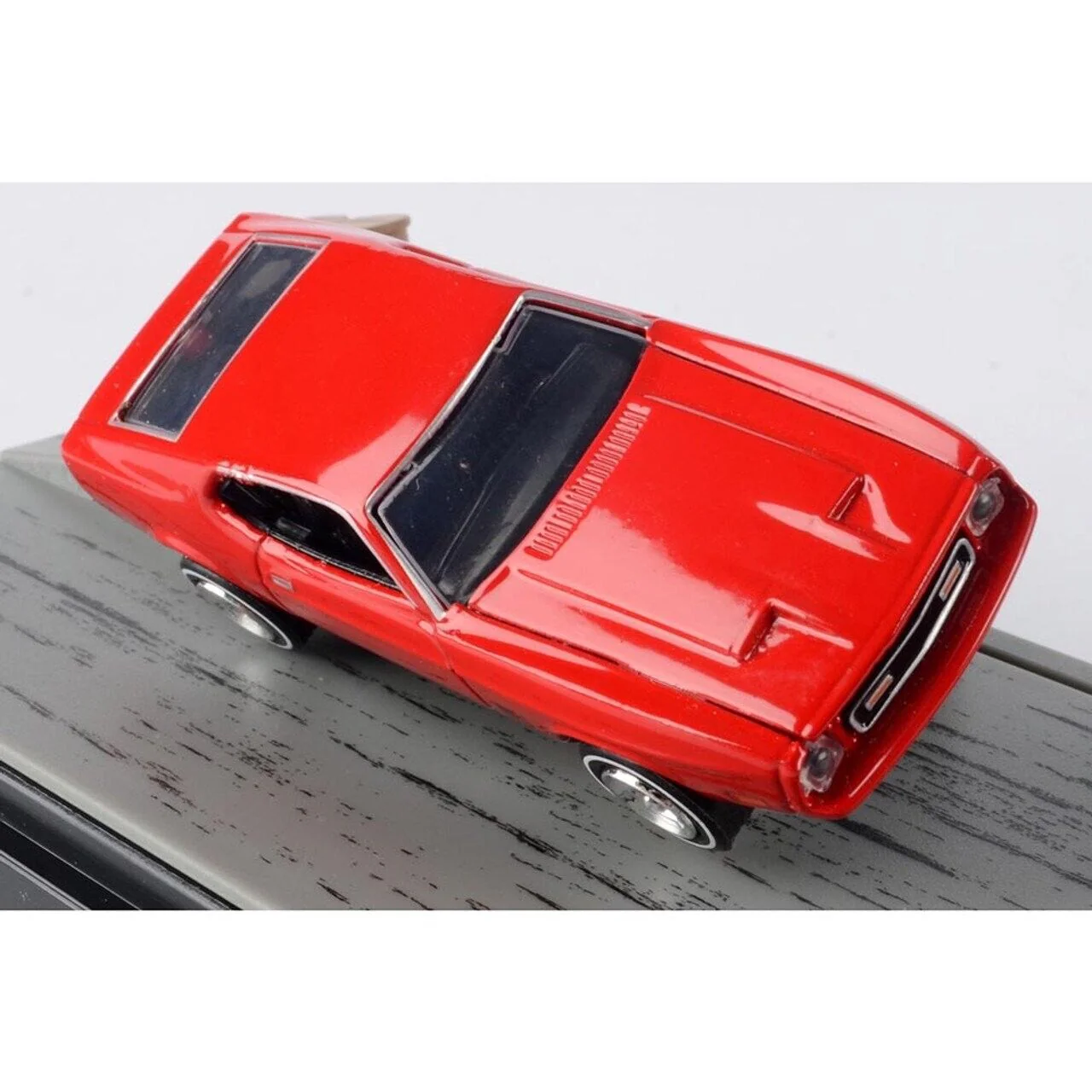 MOTORMAX 1:64 DIECAST MODEL - JAMES BOND 'DIAMONDS ARE FOREVER' (1971) - 1971 FORD MUSTANG MACH 1 - Image 2