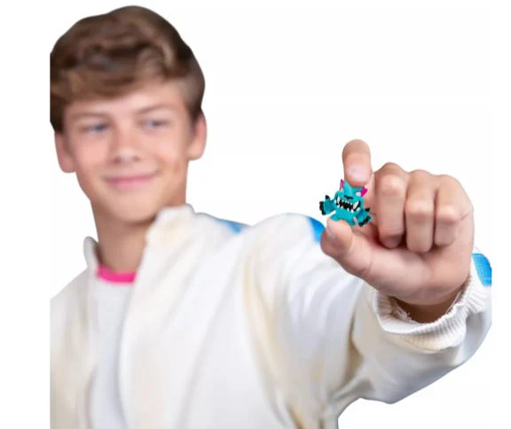 MR BEAST LAB SWARMS - MYSTERY MICRO BEASTS - ALPHA SERIES - Image 3