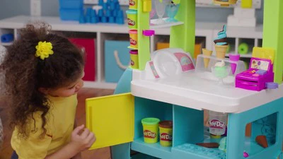 PLAY-DOH ULTIMATE ICE CREAM TRUCK PLAYSET - Image 5
