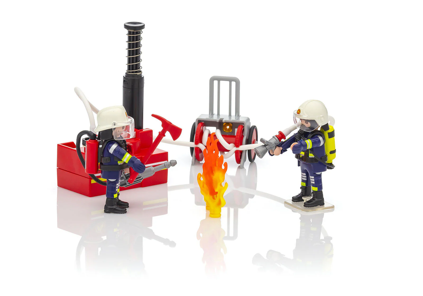 PLAYMOBIL CITY ACTION 9468 - FIREFIGHTERS WITH WATER PUMP - Image 4