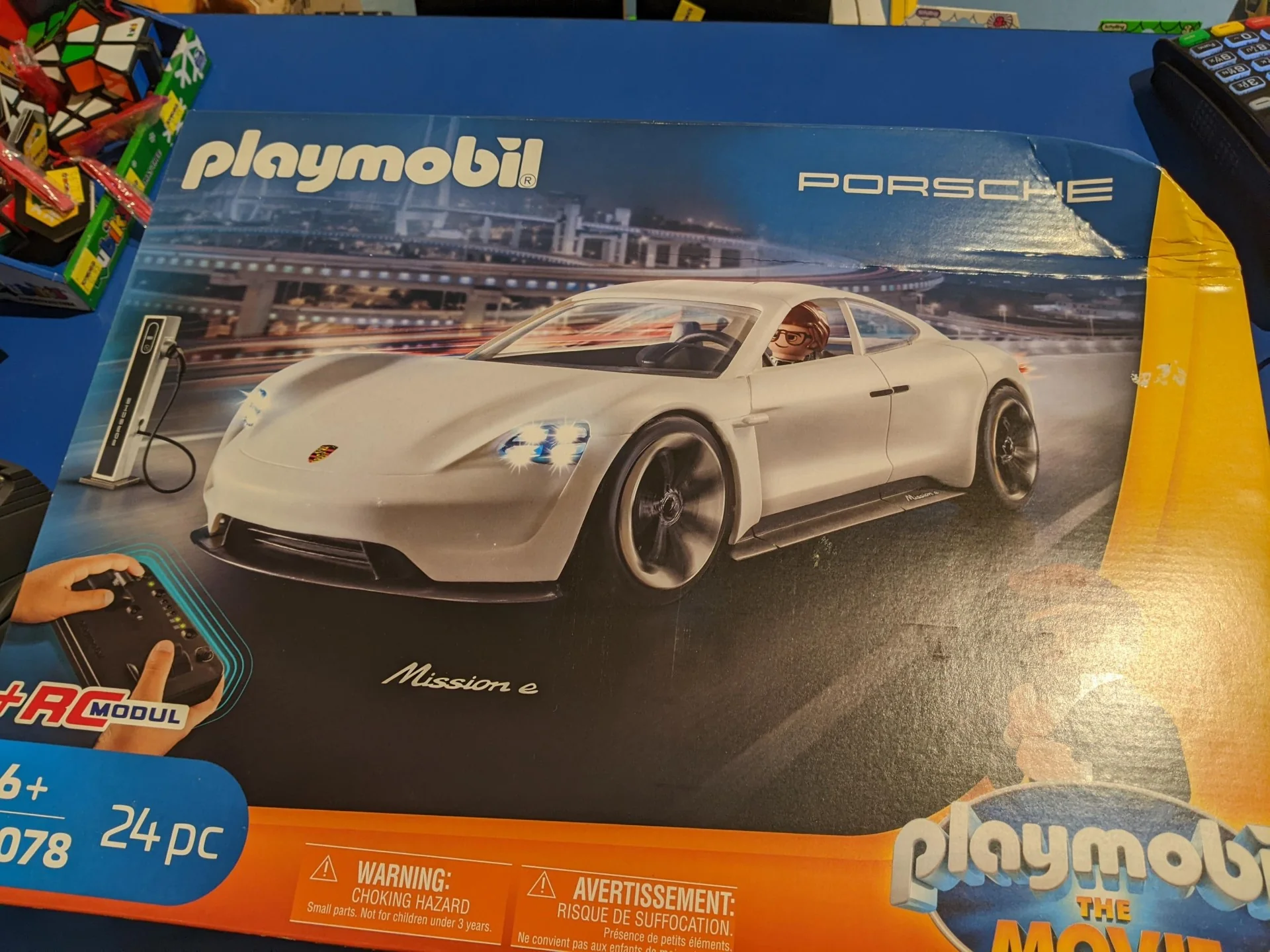 PLAYMOBIL - PLAYMOBIL THE MOVIE - REX DASHER WITH PORSCHE MISSION E RC MODUL