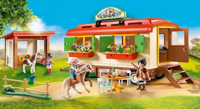 PLAYMOBIL PONY SHELTER WITH MOBILE HOME - 70510