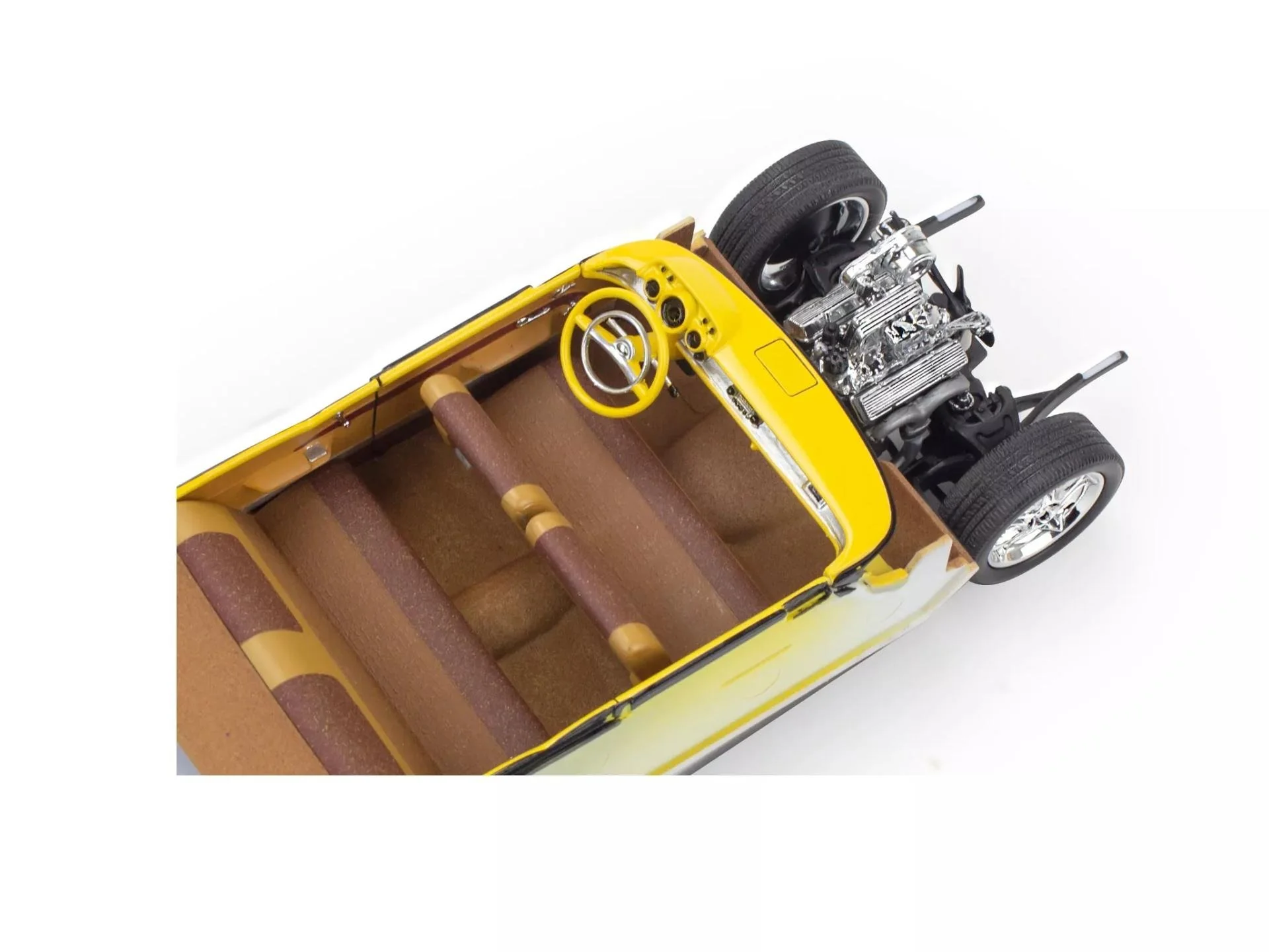 REVELL 1957 CHEVROLET BELAIR 1:25 - Image 3
