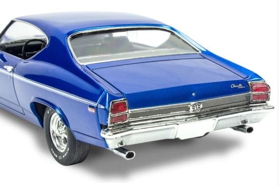 REVELL '69 CHEVELL SS 396 1:35 - Image 6