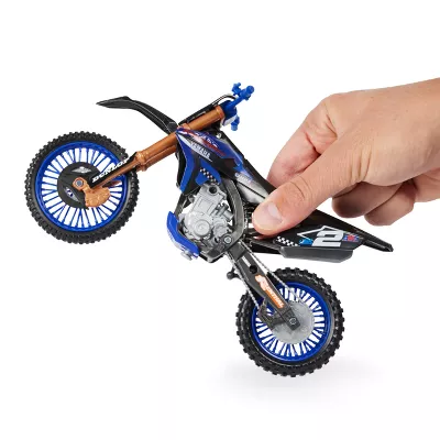 SUPERCROSS 1:10 DIE CAST COLLECTOR MOTORCYCLE - RYAN VILLOPOTO 2 - Image 3