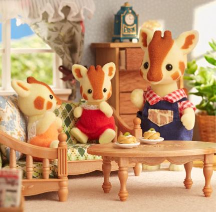 SYLVANIAN FAMILIES - HIGHBRANCH GIRAFFE FAMILY - Image 4