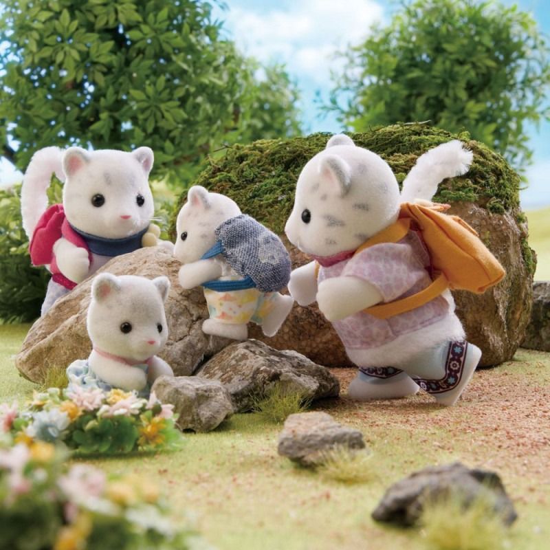 SYLVANIAN FAMILIES - SNOW LEOPARD FAMILY - Image 4