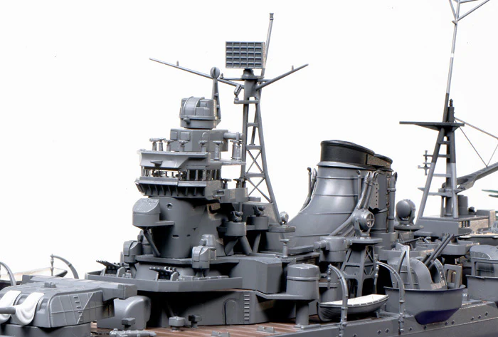 TAMIYA 1/350 SCALE MOGAMI JAPANESE AIRCRAFT CARRYING CRUISER MODEL KIT - Image 4