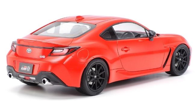 TAMIYA 1/24 TOYOTA GR86 MODEL KIT - Image 3