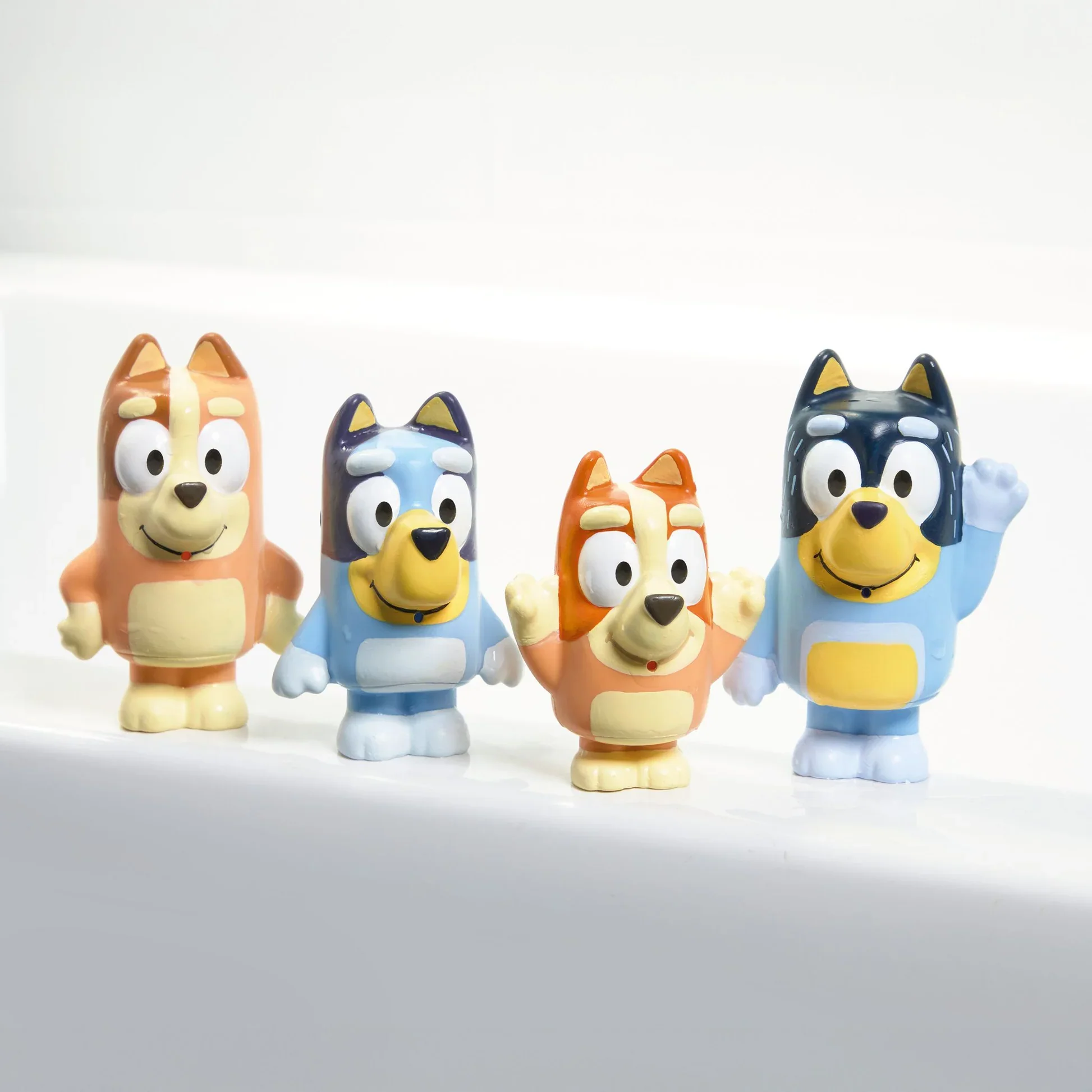 TOMY TOOMIES - BLUEY FAMILY BATH SQUIRTERS - Image 3