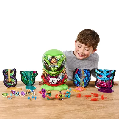 TREASURE X MEGA ALIEN DISSECTION FIGURE SET - Image 3